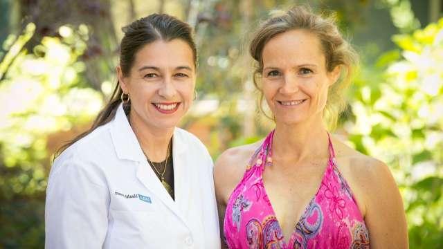 Dr. 杰奎琳·卡西利亚斯和儿童癌症幸存者